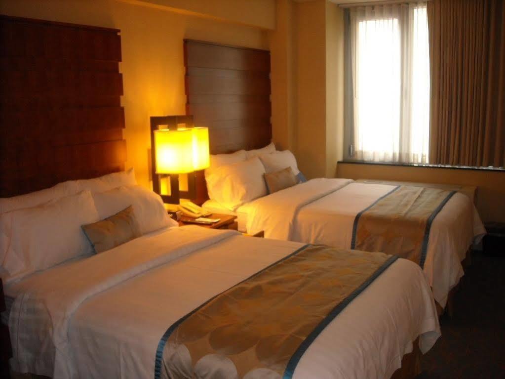 Fairfield Inn & Suites By Marriott New York Manhattan/Fifth Avenue Bagian luar foto